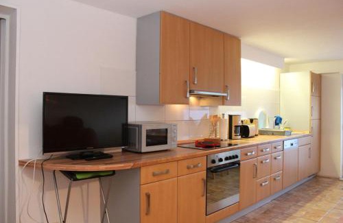 Ebstorf Apartment | Pet-Friendly Retreat: Ferienwohnung Eichenweg - Wohnung I