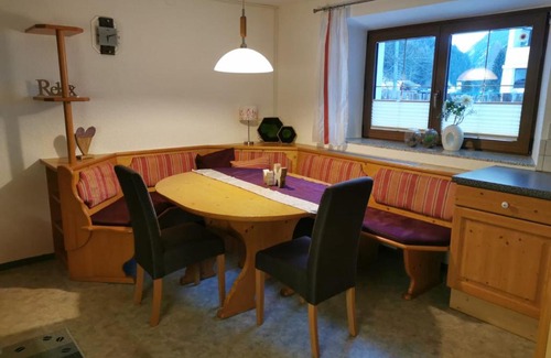 Sankt Leonhard im Pitztal Apartment | Family-Friendly Ferienwohnung Eiter Manuela with 9.2 Rating