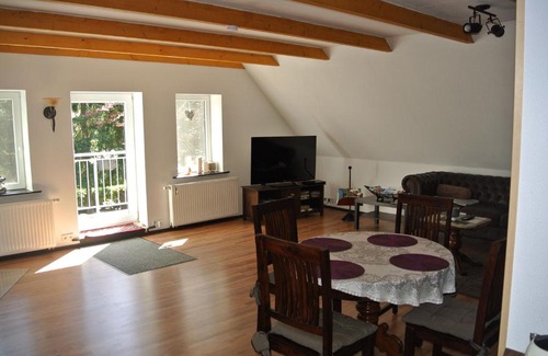 Hipstedt House | Cozy Ferienwohnung Elbe Weser with Kitchen Amenities