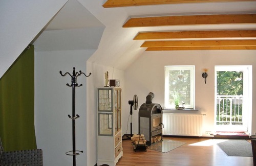 Hipstedt House | Cozy Ferienwohnung Elbe Weser with Kitchen Amenities
