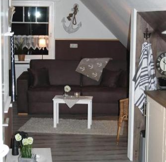 Brunsbuttel Apartment | Family-Friendly Ferienwohnung Elbkoje in Brunsbüttel