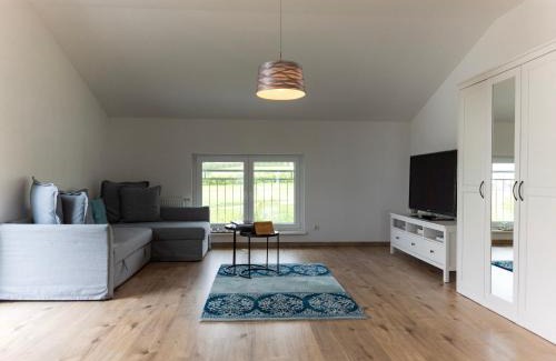 Tettnang Apartment | Kid-Friendly Retreat at Ferienwohnung Elena - Rated 9.2/10