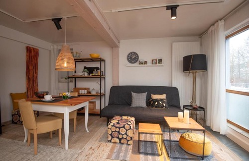 Suhl Apartment | Family-Friendly Ferienwohnung Eliese with Pet Perks in Suhl