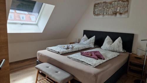 Frickenfelden Apartment | Family-Friendly Retreat at Ferienwohnung Piroschka 2