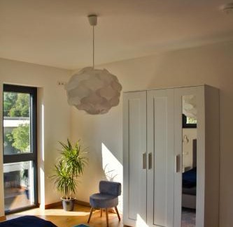Dahn Apartment | Top-Rated Ferienwohnung Erika with Family-Friendly Amenities