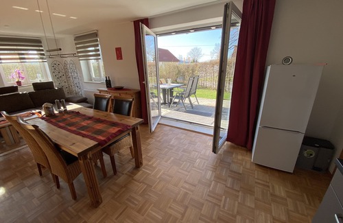 Unterallgau Apartment | Discover Ferienwohnung Ermi: Pet-Friendly Retreat with Pool