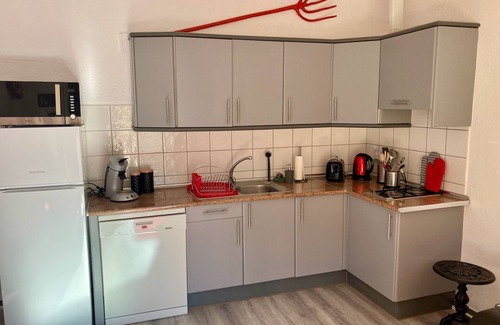 Santa Barbara Apartment | Cozy Apartment for 4 Guests with Ocean Views in Icod de los Vinos