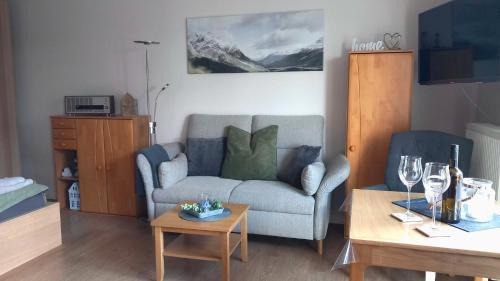 Nuttlar Apartment | Guest Favorite: Evi's Herzallerliebst Vacation Apartment