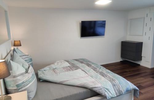 Frommern Apartment | Family-Friendly Ferienwohnung Eyach with Great Guest Ratings