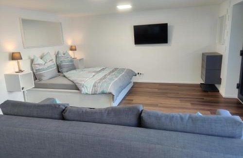 Frommern Apartment | Family-Friendly Ferienwohnung Eyach with Great Guest Ratings