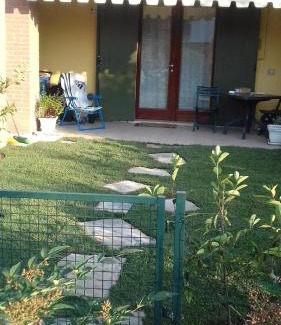 Ponti sul Mincio Apartment | Family-Friendly Apartment for 4 near Lake Garda's Shores