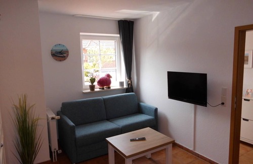 Norden Apartment | Cozy Retreat for Two: Child-Friendly with Full Kitchen