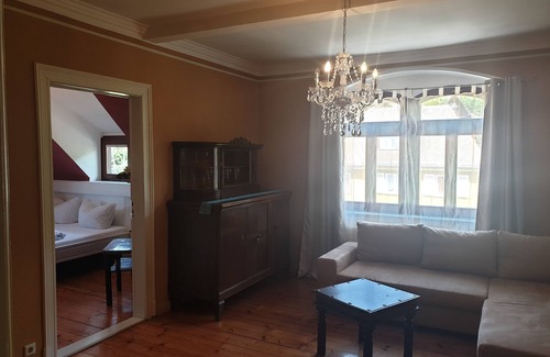 Niederpoyritz Apartment | Spacious Apartment for Up to 6 with Kitchen & Breakfast