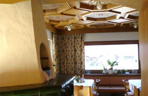 Huben House | Family-Friendly Ferienwohnung Höfler with Ocean Views