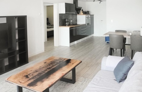 Steinberghaff Apartment | Relaxing Oceanfront 2 Bedroom Retreat in Steinberg