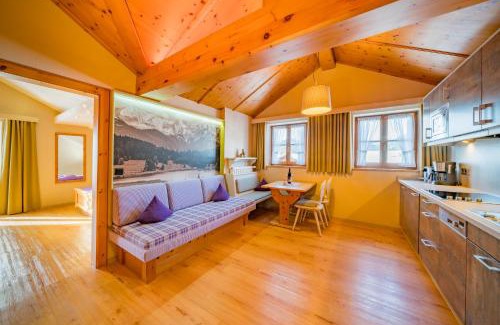 Kruen Apartment | Oceanfront Retreat: Ferienwohnung Ferienglück with Breakfast