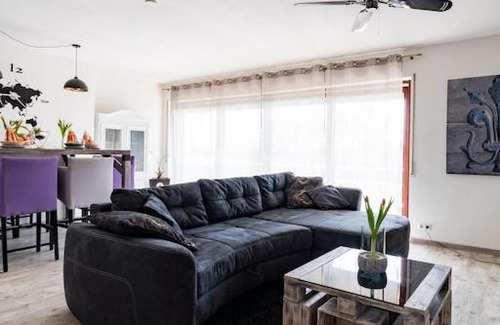 Fischbach Apartment | Family-Friendly Ferienwohnung Finke 2 with Great Reviews