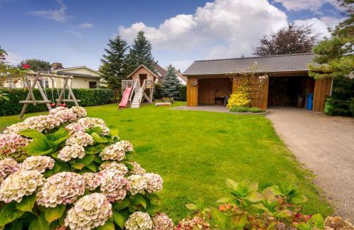 Thiessow House | Perfect Oceanfront Escape at Ferienwohnung Fortuna I