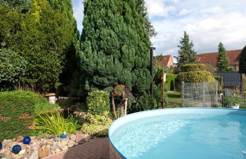 Muritz Apartment | Relax at Ferienwohnung Fred for Your Next Getaway