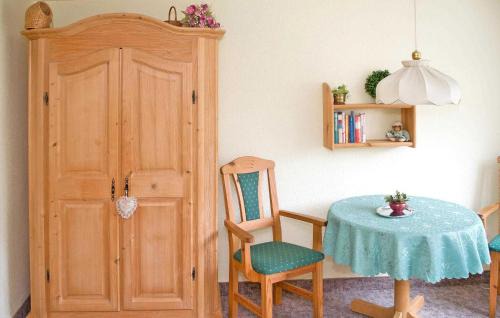 Friedrichroda Apartment | Family-Friendly Ferienwohnung Friedrichroda for Memorable Stays