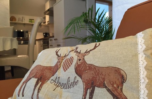 Silberberg Apartment | Explore Ferienwohnung Fritz: 4-Star Stay with Breakfast