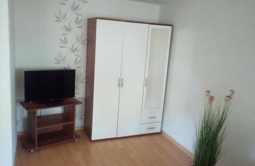Groß Vollstedt Apartment | Guest Rated 9.3: Family-Friendly Ferienwohnung Fritz
