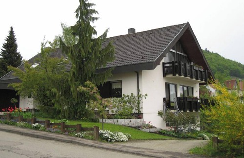 Gemarkung Truchtelfingen Apartment | Guest Rated 10/10: Ferienwohnung Gänsbach for Families