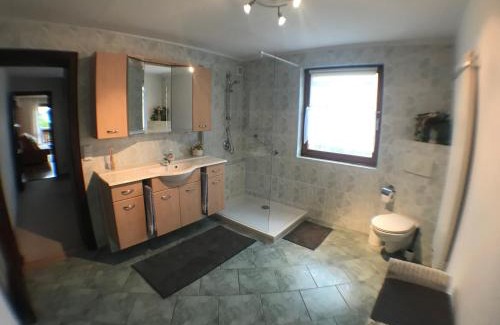 Wipfratal Apartment | Child-Friendly Retreat at Ferienwohnung Günschmann