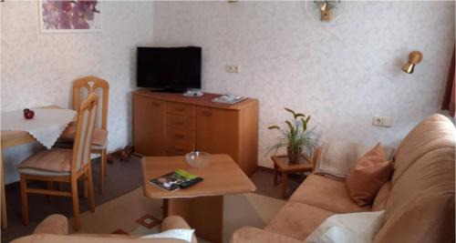 Buhlbach Apartment | Günther Vacation Apartment: Guest Rated 8.6/10