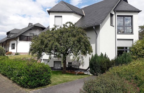 Kastellaun Apartment | Ocean View Retreat at Ferienwohnung Gaß - Family-Friendly Stay