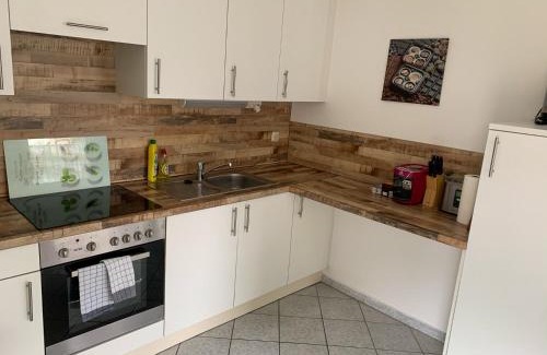 Unterneukirchen Apartment | Family-Friendly Ferienwohnung Garten with Great Reviews