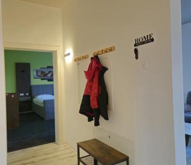 Goerlitz Apartment | Highly Rated Ferienwohnung Gebauer - Ideal for Families