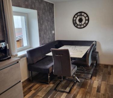 Uderns Apartment | Top-Rated Ferienwohnung-Gerti: Family-Friendly Retreat