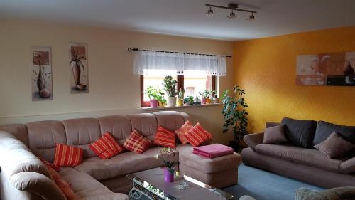 Zwatzen Apartment | Family-Friendly Stay at Ferienwohnung Giesa - Rated 8.5/10