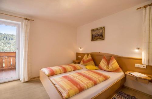 Terento Apartment | Pet-Friendly Ferienwohnung Gitschbergblick with High Ratings