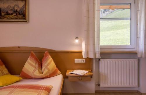 Terento Apartment | Pet-Friendly Ferienwohnung Gitschbergblick with High Ratings