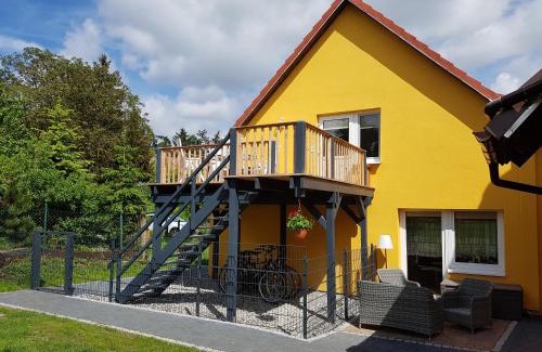 Garz Apartment | Family-Friendly Ferienwohnung Gleißner with Kitchen Access