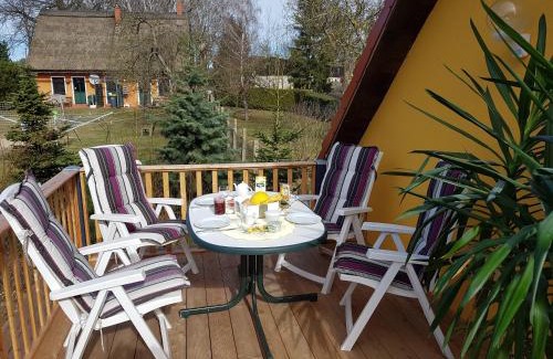 Garz Apartment | Family-Friendly Ferienwohnung Gleißner with Kitchen Access