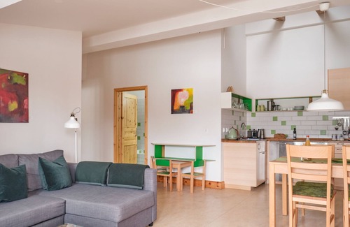 Schwerin Apartment | Oceanfront Escape at Ferienwohnung Grün - Family Friendly