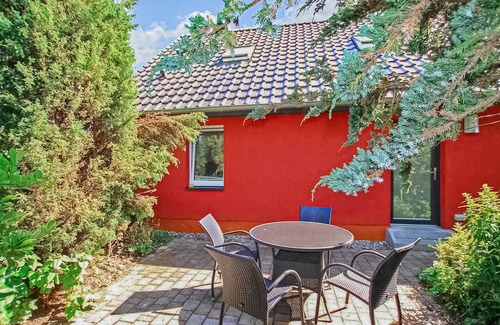 Grunow Apartment | Cozy 1 Bedroom Retreat in Grünow with Spa & Breakfast