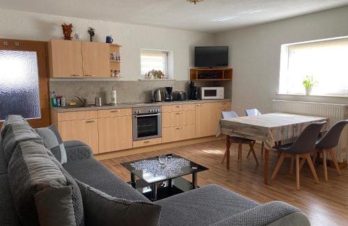 Geising Apartment | Family-Friendly 4-Star Stay at Ferienwohnung Grieser