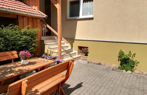 Jerichow Apartment | Family-Friendly Ferienwohnung Großwulkow with Top Reviews