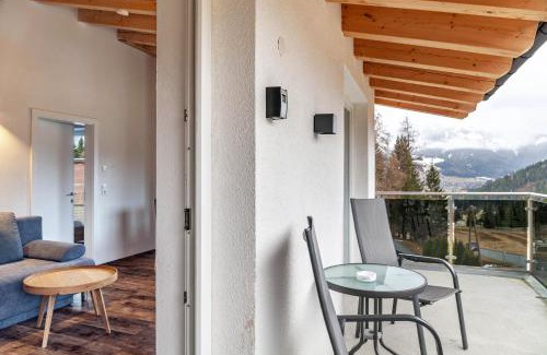 Ehrwald Apartment | Pet & Child Friendly Retreat at Ferienwohnung Grubig
