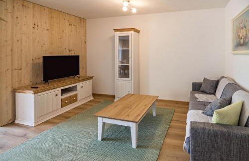 Ziegelbach Apartment | Top-Rated Ferienwohnung Häfele 2: Family & Accessible Stay