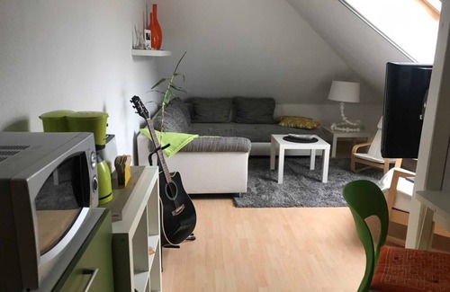 Sassnitz Apartment | Ocean View Retreat: Ferienwohnung Hühnergott Awaits You
