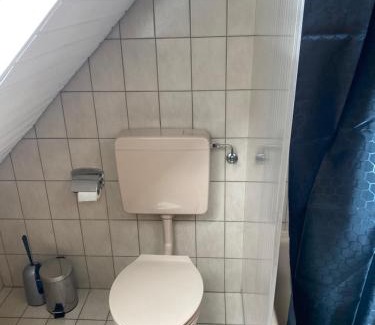 Untermunkheim Apartment | Family-Friendly Ferienwohnung Hagweg for a Memorable Stay