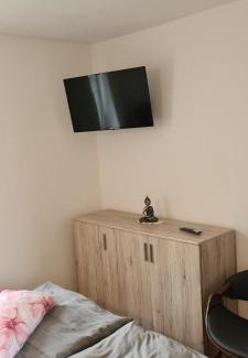 Bad Freienwalde Apartment | Oceanfront Bliss at Meyers Gemütliche Ferienwohnung
