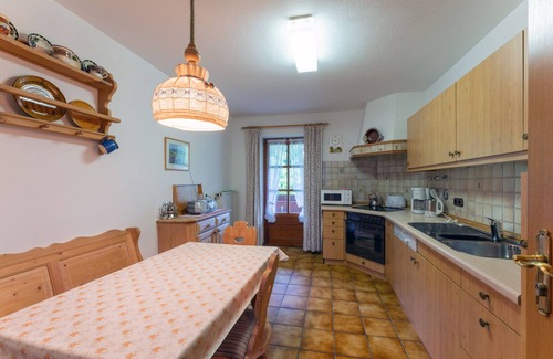 Eggstatt Apartment | Pet-Friendly Ferienwohnung Hartsee with Balcony & Kitchen