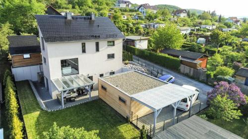 Wernigerode Apartment | Inviting Harzlounge: 4-Star Retreat with Pool & Family-Friendly