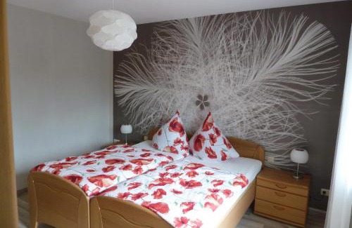 Duppach Apartment | Family-Friendly Ferienwohnung Haus Handwerk with Top Ratings